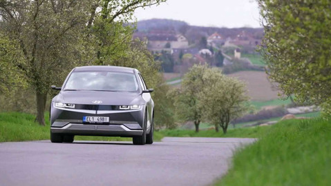 Auto moto svět - Auto moto test