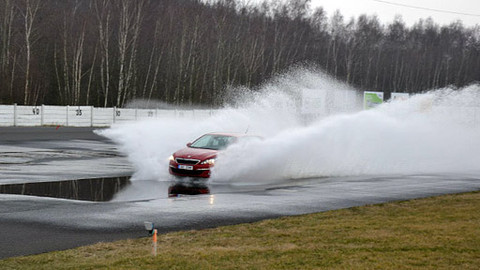 Besipky - Aquaplaning