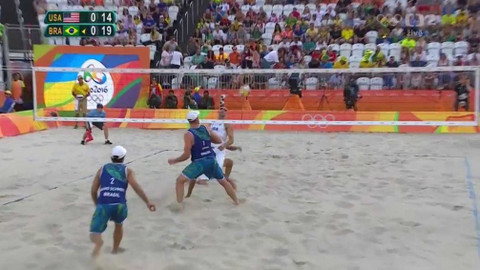 XXXI. letní olympijské hry 2016 Rio de Janeiro - Plážový volejbal: Brazílie - USA (muži)
