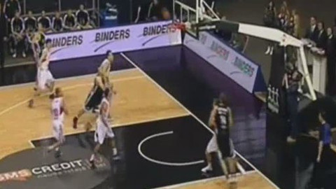 EuroCup v basketbalu - VEF Riga - ČEZ Basketball Nymburk