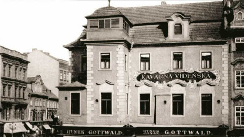 Z metropole - Bufet Koruna