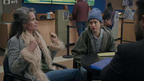 Služka - 7/10 Malý koník