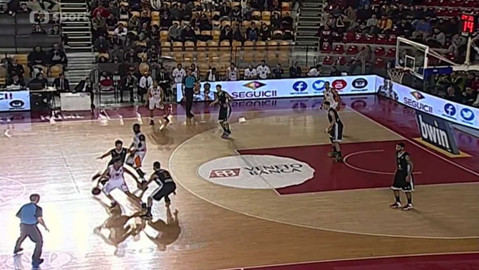 EuroCup v basketbalu - Virtus Řím - ČEZ Basketbal Nymburk