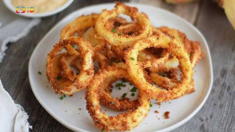 Draci v hrnci - Cibule v těstíčku pro draky i holčičku