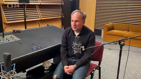 Background ČT24 - Marek Wollner