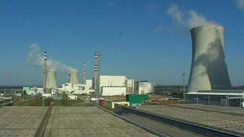 Popularis - 25. listopadu 2004