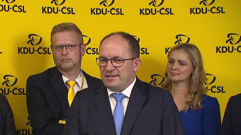 90’ ČT24 - 90′ ČT24