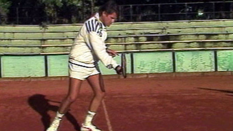 Hrajte s námi tenis - 4/14 Forhend