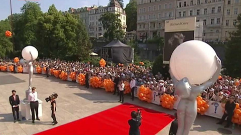 ČT na MFF Karlovy Vary - Speciál ČT24: Zahájení MFF Karlovy Vary 2015