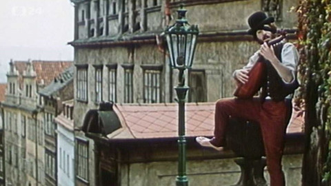 Historie.cs - Zpívejte lidičky, ty naše písničky