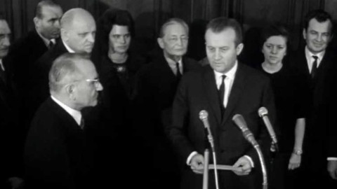 Příloha Televizních novin - Protokol z abdikace prezidenta - Knapp o právní situaci