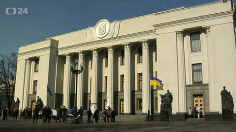 Horizont ČT24 - 25. března 2014