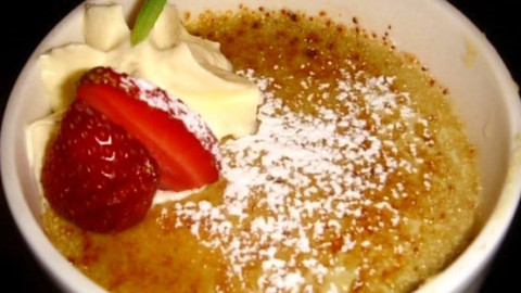 Pod pokličkou - Neokusit créme brulée, bylo by fakt nemilé