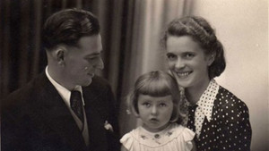 Obrázek pořadu Děti 50. let: Jsem na zahradě - Věra Pavlovcová