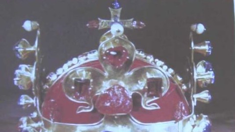 Univerzita Karlova on-line - Karel IV. a česká koruna