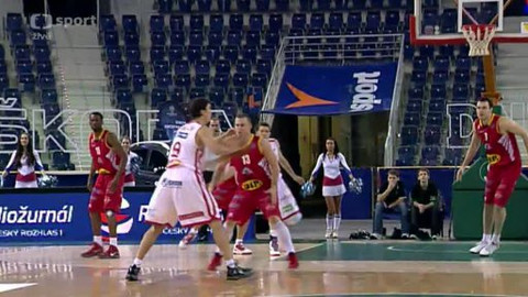 Basketbal - ČEZ Basketball Nymburk - BK JIP Pardubice