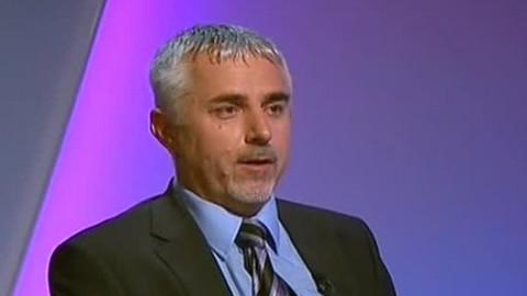 Před půlnocí - 7. října 2011