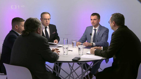 Otázky Václava Moravce - 7. prosince 12:00