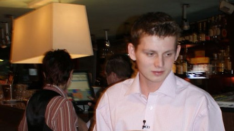 Nevzdávej to - Číšník