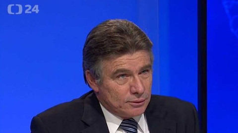 90’ ČT24 - Vyšetřování útoku v Berlíně