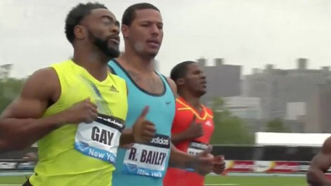 IAAF Athletix - IAAF Athletix Magazine 2013