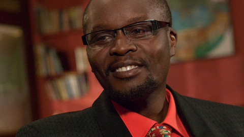 Na plovárně - Bob Helekia Ogola