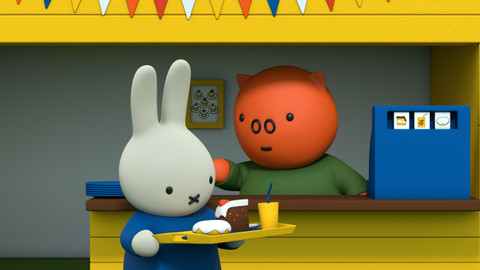 Miffy a její dobrodružství - 32/78 Miffy servírkou
