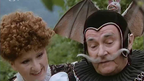 Arabela se vrací aneb Rumburak králem Říše pohádek - 3/26 Rumburak letí na Pultanelu