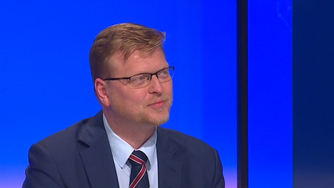 90’ ČT24 - Vyjednávání o složení sněmovny a vlády