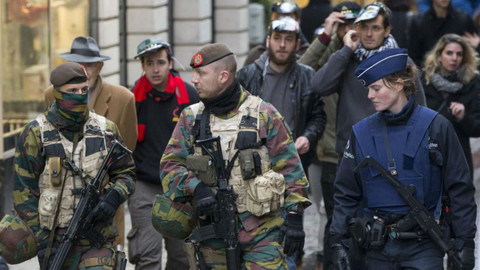 Mimořádné pořady ČT24 - Speciál k aktuální situaci v Bruselu