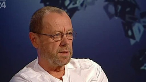 Před půlnocí - 25. července 2011