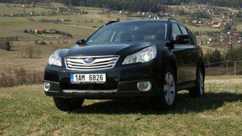 Auto Moto Revue - 24. dubna 2010