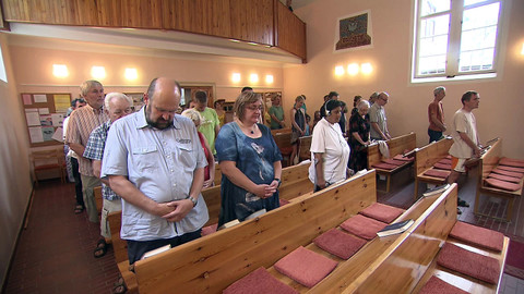 Dokud nás víra nerozdělí - Epizoda 6/6