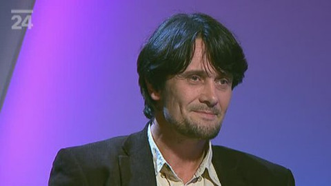 Před půlnocí - 12. června 2012