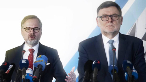 Poslanci schvalují státní rozpočet