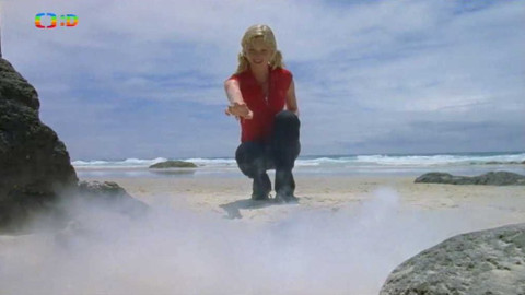 H2O: Stačí přidat vodu - 3/26 Jedna, co unikla