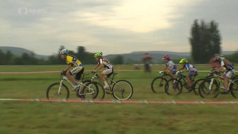 Cyklistika - Kolo pro život 2015 - Praha - Karlštejn Tour České spořitelny