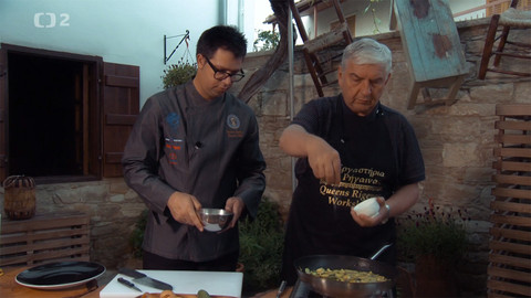 Vůně kuchyně s Miroslavem Donutilem - 6/7 Vůně kyperské kuchyně s Miroslavem Donutilem