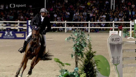 Jezdectví - Noční Velká cena Ptýrova