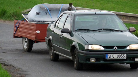 Besipky - Přívěsy