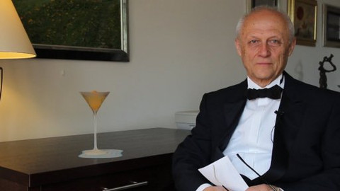 Svět Jamese Bonda očima barmanské legendy - 20. Jeden svět nestačí