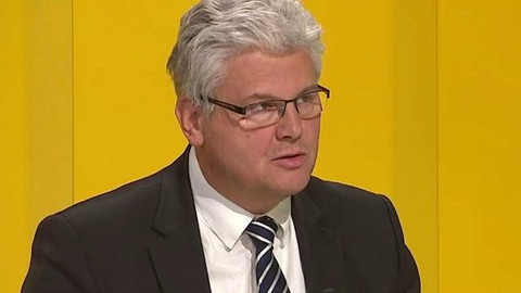 90’ ČT24 - Mimořádná opatření v Česku kvůli koronaviru