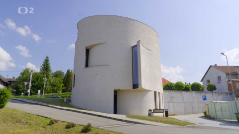 Příběhy staveb - Novodobá rotunda v Sazovicích