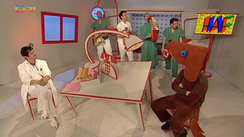 Písničky doktora Notičky - 12/18 Kočka leze dírou