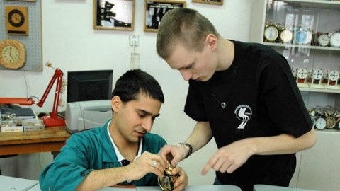 Devatero řemesel - Radek z kapely Gipsy.cz hodinářem