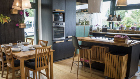 Bydlet jako... - Netradičně tradičně