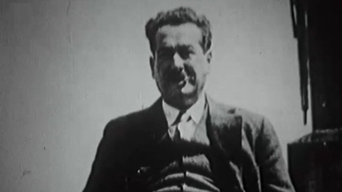 Tajná chodba zuřivého reportéra