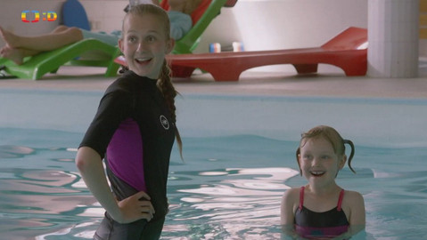 Karsten a Petra - 5/20 Karsten a Petra se učí plavat