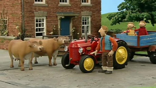 Červený traktůrek