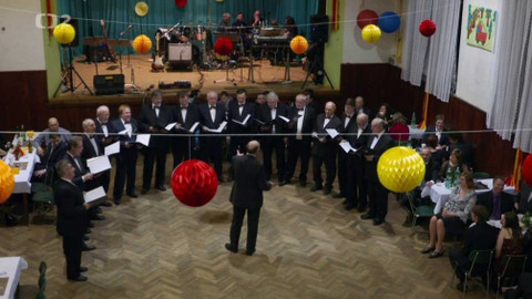 Náš venkov - S Pánembohem na bále